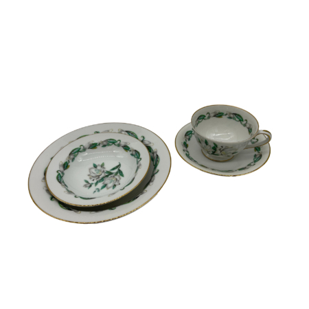 Green bowls, small and medium